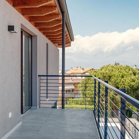 Apartamento Residenza Puoti Peschiera del Garda Exterior foto