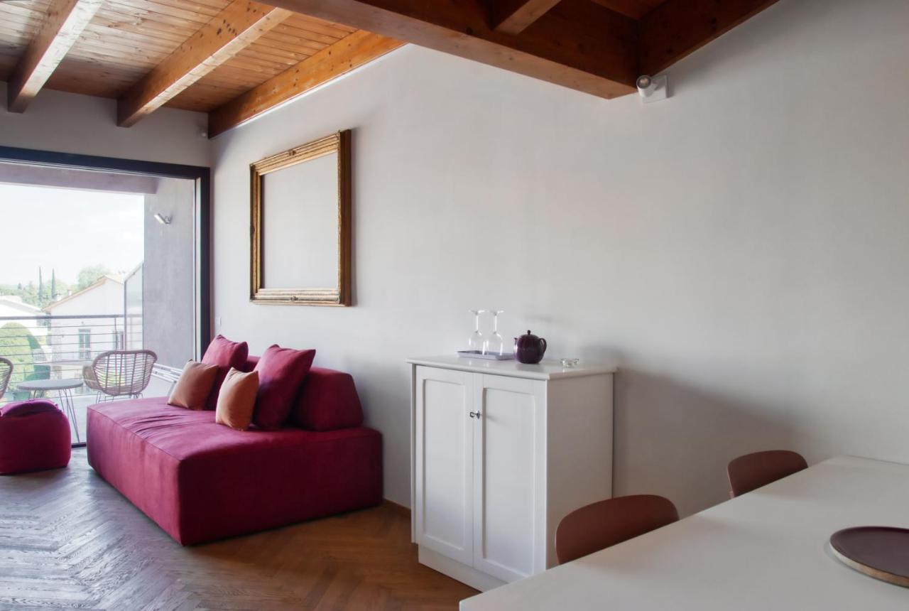 Apartamento Residenza Puoti Peschiera del Garda Exterior foto