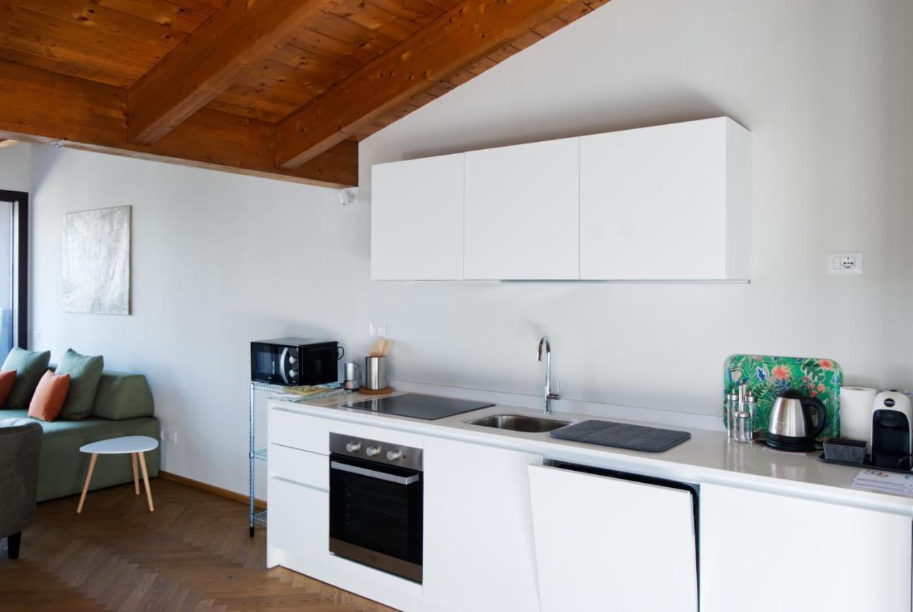 Apartamento Residenza Puoti Peschiera del Garda Exterior foto