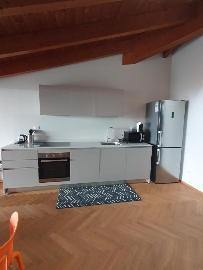 Apartamento Residenza Puoti Peschiera del Garda Exterior foto